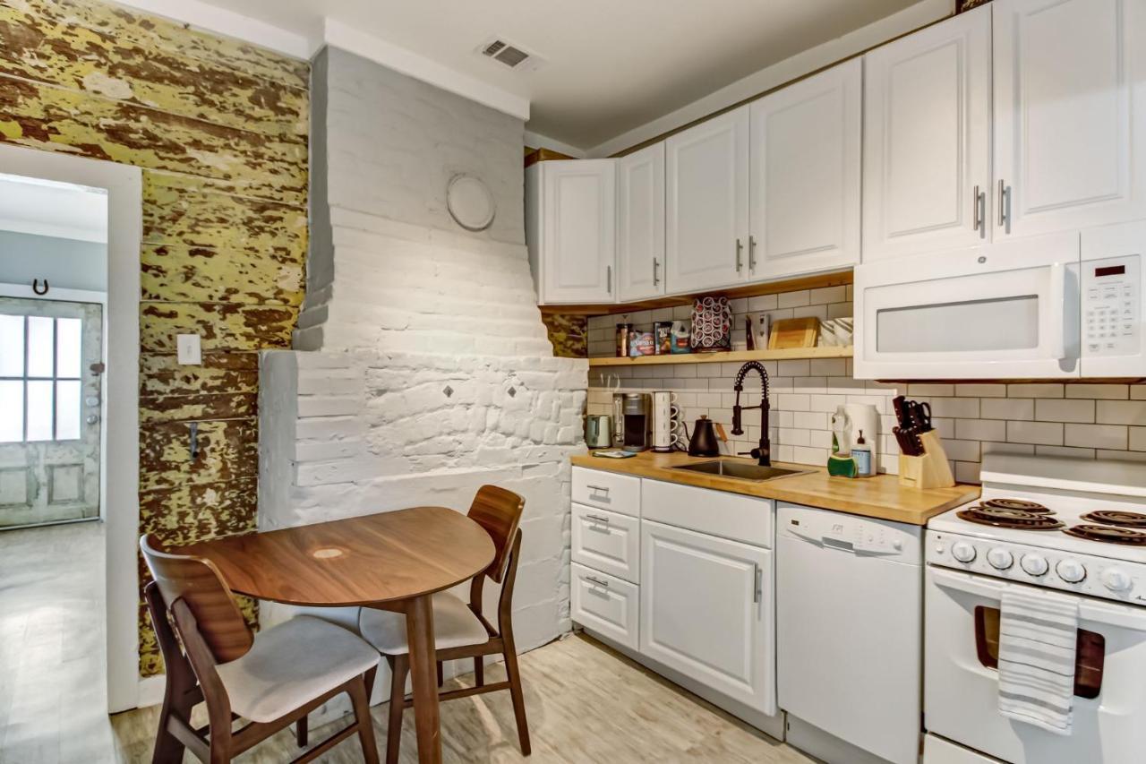 130 Y O Historic Savannah Cottage Off Forsyth Park エクステリア 写真