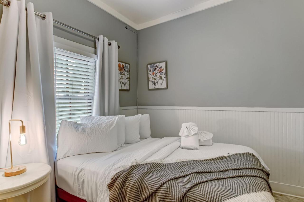 130 Y O Historic Savannah Cottage Off Forsyth Park エクステリア 写真