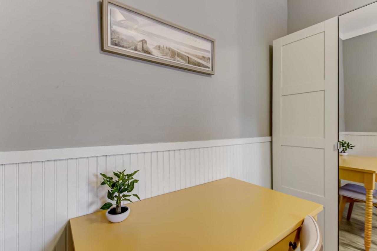 130 Y O Historic Savannah Cottage Off Forsyth Park エクステリア 写真