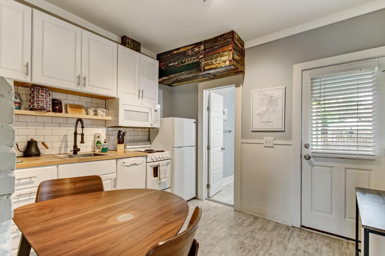 130 Y O Historic Savannah Cottage Off Forsyth Park エクステリア 写真