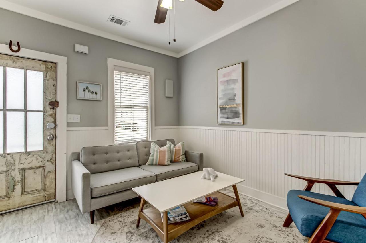 130 Y O Historic Savannah Cottage Off Forsyth Park エクステリア 写真